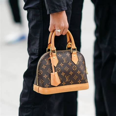 louis vuitton alba|louis vuitton alma handbag.